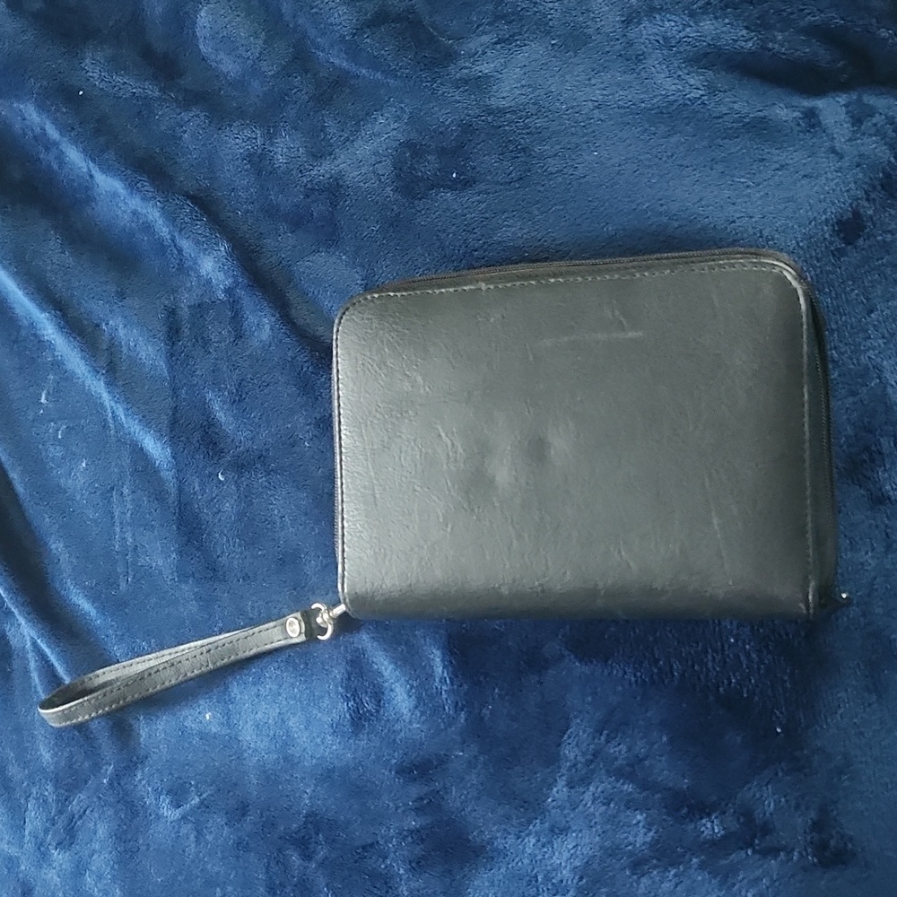 Vintage Black Wallet Planner with Wristlet